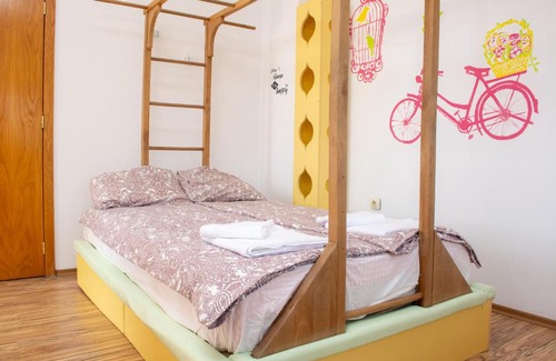 Karlovo Apartment | Central Apartment Mountain View