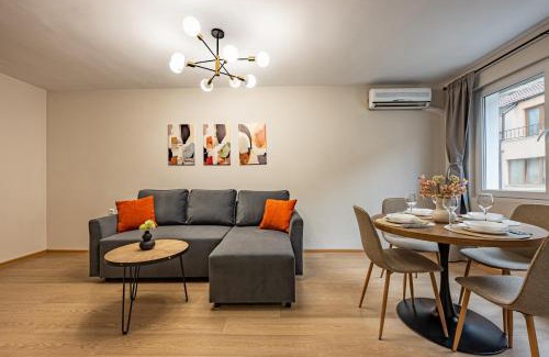 Varna Apartment | Central apartment next to Sea Garden suitable for 4 persons