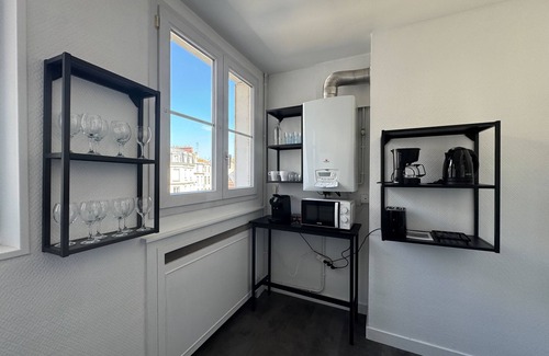 Vaugueux Apartment | Central apartment with balcony - castle view