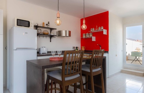 El Molinillo Apartment | Central apartment with terrace and incredible views of Malaga
