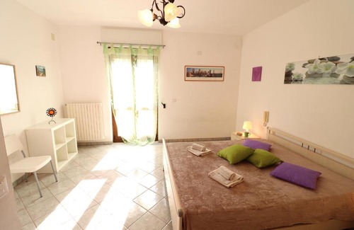 Otranto Apartment | Central Apartment With Wi-fi, Air Conditioning And Balcony; Pets Allowed