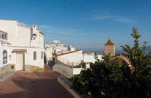 Bedar Apartment | Central Apartment With Wonderful Sea/Mountain Views & Free Wifi