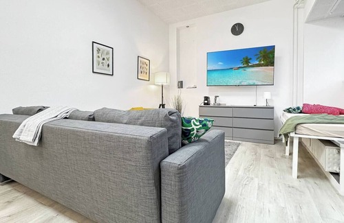 Berkheim Apartment | Central apt for 6 in Esslingen