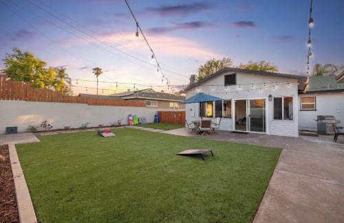 Allied Gardens House | Central Backyard Oasis Villa