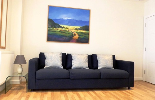 Basingstoke Apartment | Central Basingstoke - Large 2 bedroom 2 bathroom (King/Twin) Luxury Apartment