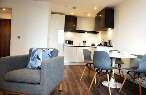Basingstoke Apartment | Central Basingstoke - Luxury 1 bedroom 1 bathroom apartment - fully serviced