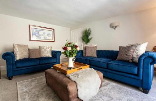 Bradford-on-Avon House | Central, beautiful home - with parking