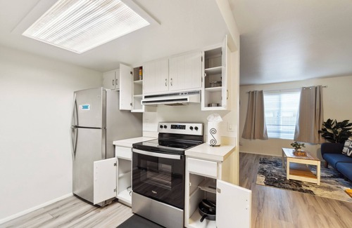 Lake Hills House | Central Bellevue House