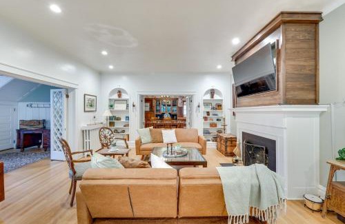 Boise House | Central Boise Mansion Close to Dtwn, River and BSU!