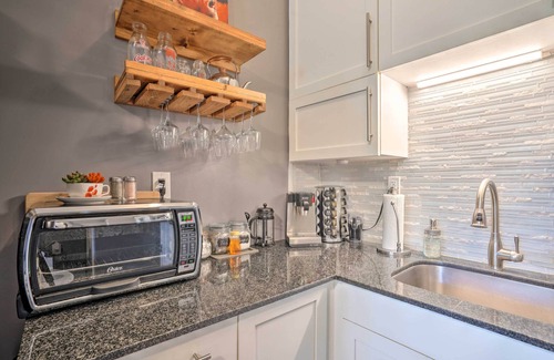 Bonita Springs Apartment | Central Bonita Springs Gem on Quiet Property!