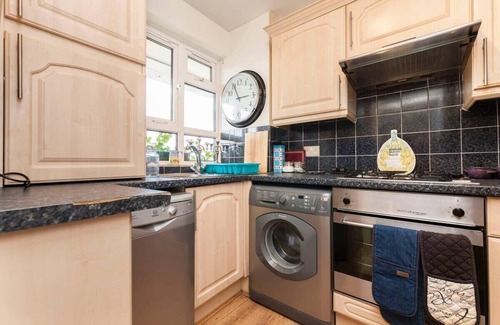 Somers Town Apartment | Central Camden Flat With Terrace For 4 People
