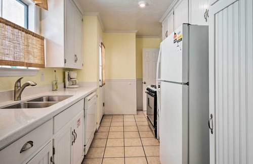 Avalon House | Central Catalina Cottage: Walk to Ferry & Eateries