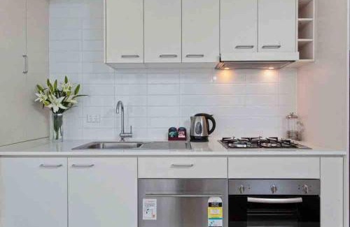 Brisbane Central Business District Apartment | Central CBD Studio, Balcony, Pool, Gym, Sauna