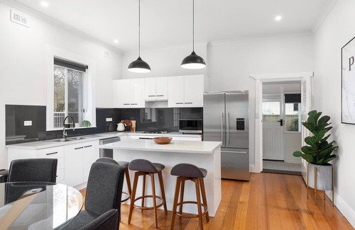 Mount Gambier House | Central Character Mount Gambier Home