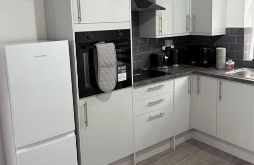 Chelmsford Apartment | Central Chelmsford 2-Bed Apt, 5 mins to Station