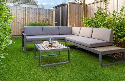 Christchurch House | Central City Hideout with/Free Car parking