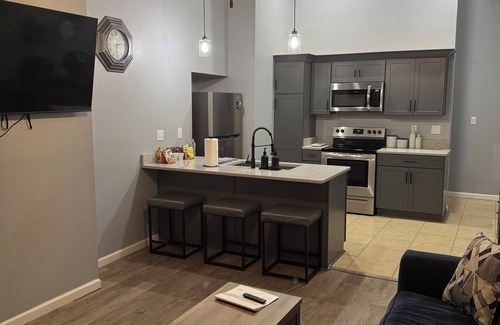Faubourg Livaudais House | Central City Hideaway-3 blocks off St. Charles Avenue