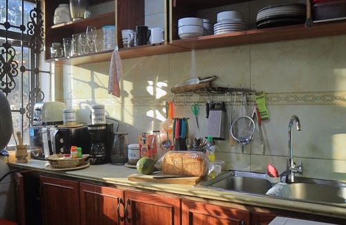 Kampala Apartment | Central City Oasis- 2BDRM APT, 10 mins walk to Downtown KLA- Wifi/Netflix