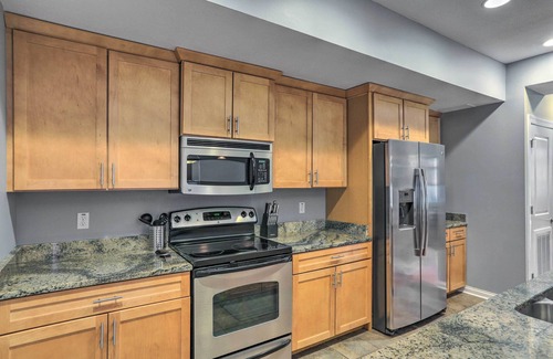 Tremont House | Central Cleveland Gem w/Direct Skyline View!