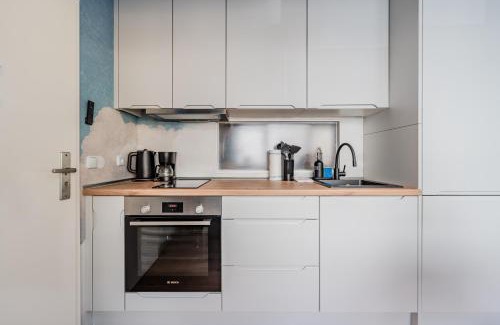 Gesundbrunnen Apartment | Central Clouds flat in Berlin self check in