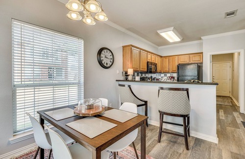 Eastmark House | Central College Station Townhome w/Community Pool