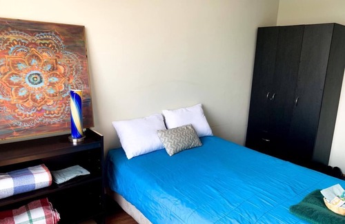 Zona 1 Apartment | Central, comfortable and friendly private room.