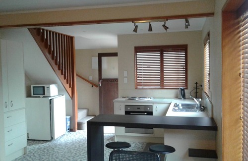Palmerston North House | Central cosy Villa, 2 mins walk to town