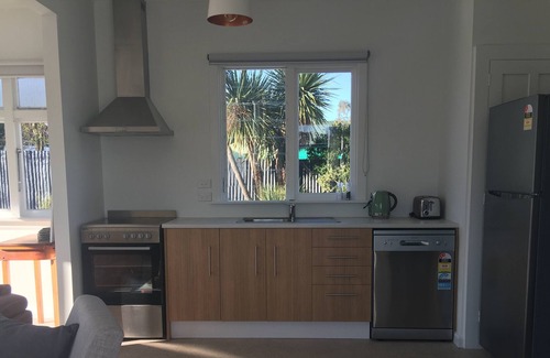 Geraldine House | Central Cottage - Located in the heart of Geraldine.