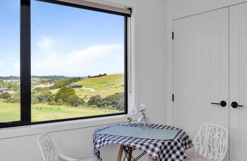Mangawhai Apartment | Central Couples Retreat - Mangawhai Heads Unit
