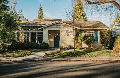 Chico House | Central Coziness - Steps from Chico's Hub