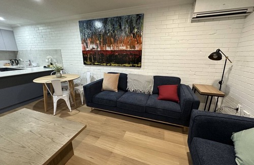 Wagga Wagga Apartment | Central Cullen Apartments # 3