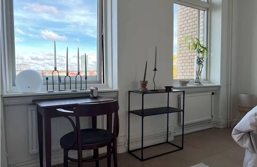 Centrum Apartment | Central Design Apartment - Near Ullevi and Heden with Balcony