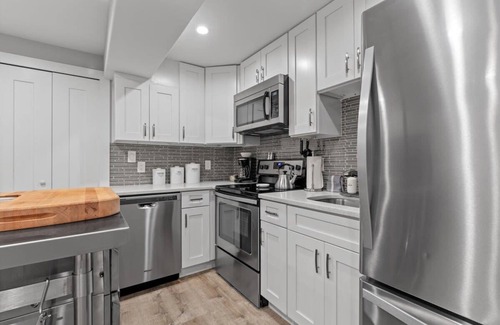 Bloomingdale Apartment | Central DC 1-BR Oasis/Bloomingdale Getaway