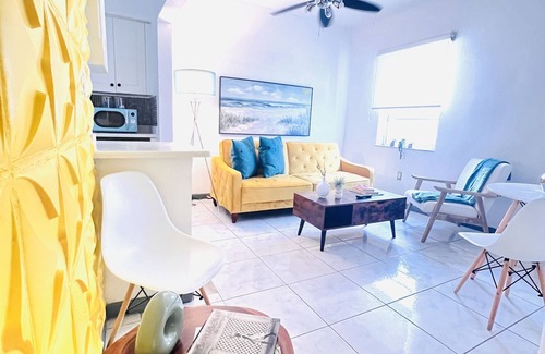South Beach Apartment | Central Del Rio South Beach