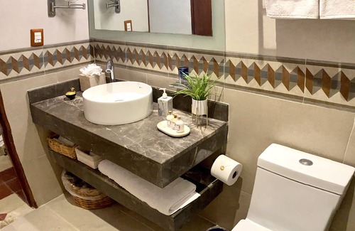 Centro Apartment | Central Deluxe room 2 blocks from Main Square