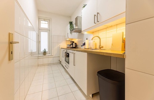 Eimsbuettel Apartment | Central Design Oasis Hamburg Eimsbüttel