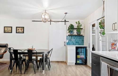Ellensburg House | Central Escape- Large Backyard with Hot Tub