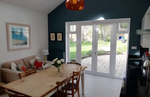 Maenporth House | Central Falmouth, Spacious garden. Parking for 2 cars.