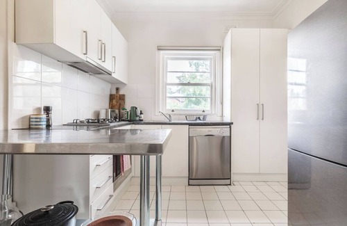 Parkville Apartment | Central Flair Cultural Vibrancy and Historical Charm