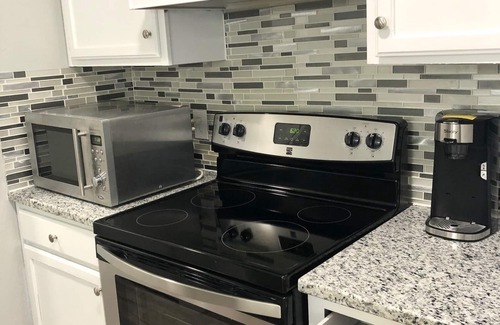 Frisco House | Central Frisco-Full renovated cozy&nice half duplex 3bed|2bath free wifi&parking
