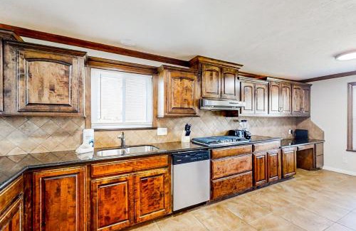 Galveston House | Central Galveston Cottage