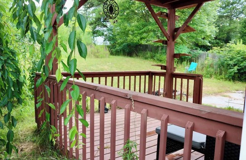 Belmont House | Central Getaway, Cozy Space