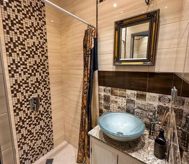 Sofia City Center Apartment | Central Groove - Family, Work, Travel