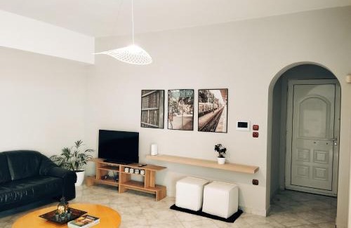 Isthmia Apartment | Central Guest House