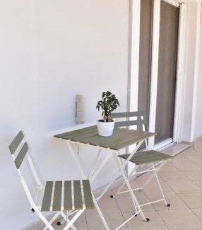 Isthmia Apartment | Central Guest House