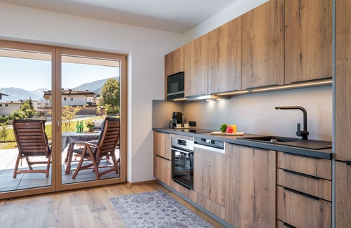 Fuegen Condo | Central holiday apartment with garden & sauna in Fügen, Zillertal