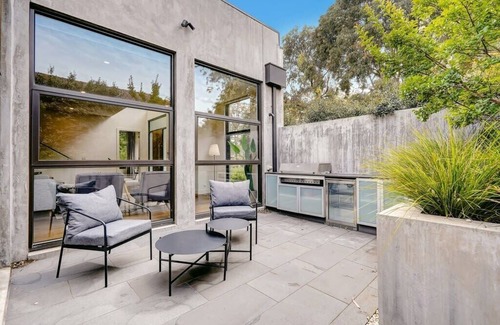 Camberwell House | Central House located in the heart of Camberwell*