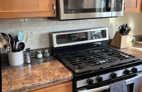 Bluffton House | Central HousenHome Away From Home!