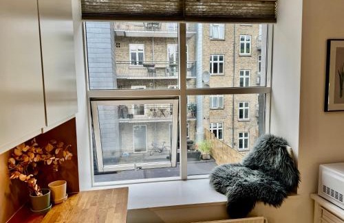 Indre by Apartment | Central lejlighed med tag-terrasse