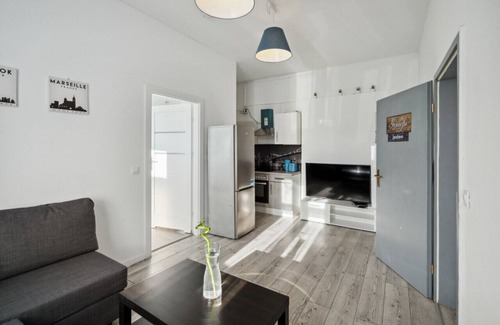 Rummelsburg Apartment | Central Lichtenberger Apartment for 6 People